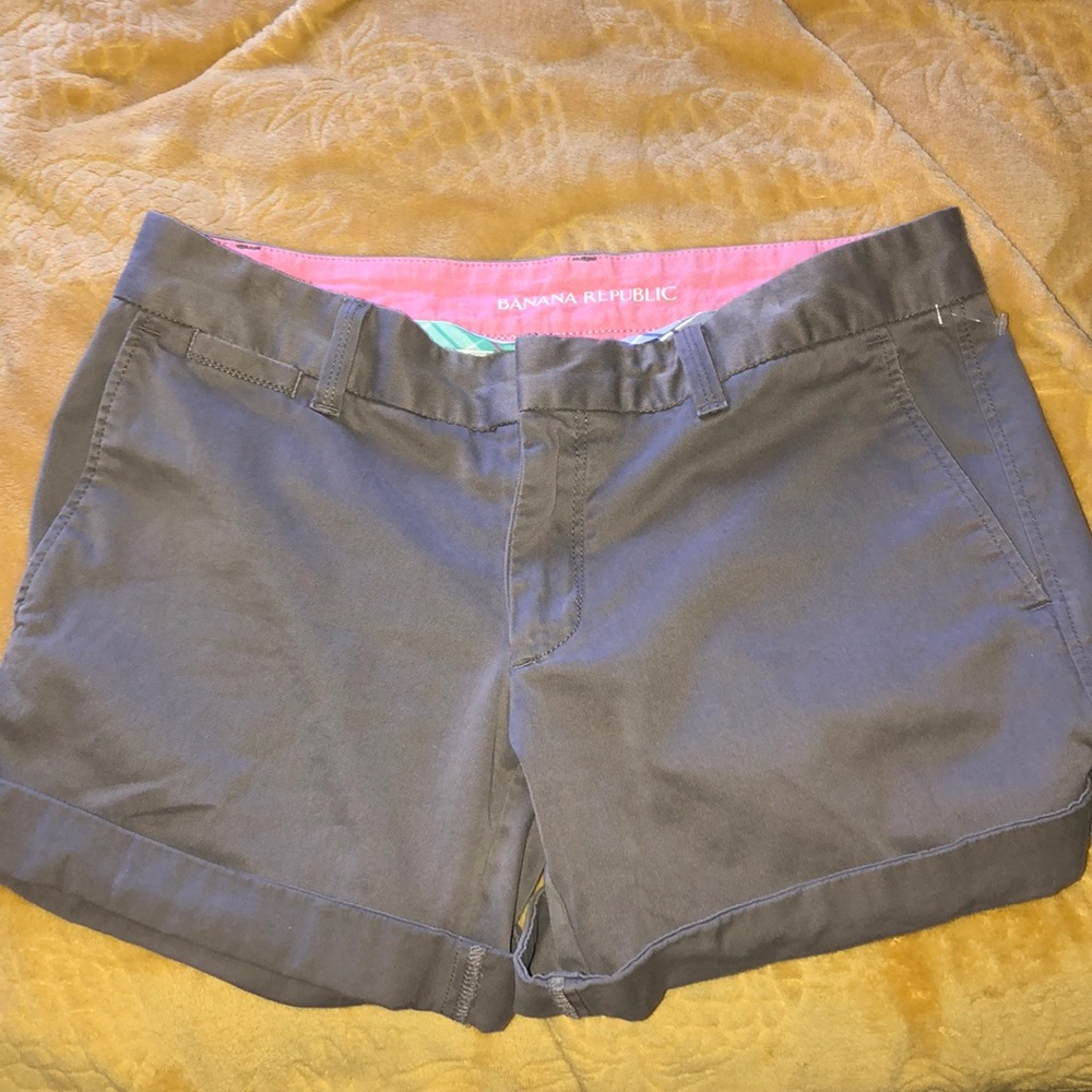 grey banana republic shorts